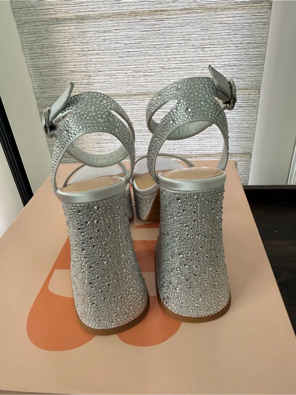 NIB GB Genna-Z Silver Rhinestone Platform Chunky Heels Size 6.5